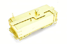 Load image into Gallery viewer, HO Brass Oriental Limited GN - Great Northern Water Car X3207