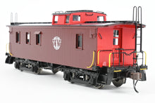 Load image into Gallery viewer, HO Brass Railworks B&M - Boston & Maine Wood Caboose w/Wide Monitor Factory Painted