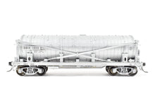 Load image into Gallery viewer, HO NEW Brass NBL - North Bank Line Various Roads SBIX 1603 Standard Brand Vinegar Car