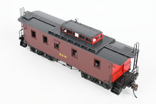 Load image into Gallery viewer, HO Brass Railworks B&M - Boston & Maine 5-Window Narrow Monitor Wood Caboose Factory Painted, Un-numbered