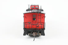 Load image into Gallery viewer, HO Brass Railworks B&M - Boston & Maine 5-Window Narrow Monitor Wood Caboose Factory Painted, Un-numbered