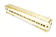 Load image into Gallery viewer, HO Brass Oriental Limited GN - Great Northern Empire Builder 2nd Class Coach #646-667