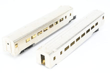 Load image into Gallery viewer, HO Brass Soho SP - Southern Pacific 134’ Articulated Coach Corrugated Side