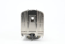 Load image into Gallery viewer, HO Brass Oriental Limited CB&Q/D&RGW/WP California Zephyr Coach "Silver Maple”