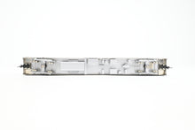 Load image into Gallery viewer, HO Brass Oriental Limited CB&Q/D&RGW/WP California Zephyr Coach "Silver Maple”