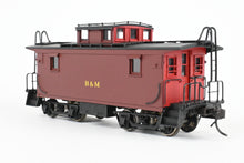 Load image into Gallery viewer, HO Brass Railworks B&M - Boston & Maine #104600 Wood Buggies Three Window Version w/Original Monitor Factory Painted