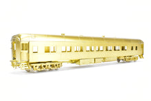 Load image into Gallery viewer, HO Brass Oriental Limited GN - Great Northern Heavyweight Coach #990-995