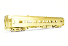 Load image into Gallery viewer, HO Brass Oriental Limited GN - Great Northern Heavyweight Coach #990-995