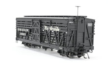 Load image into Gallery viewer, HOn3 Blackstone Models D&RGW - Denver & Rio Grande Western 30' Stock Car Flying Grande No. 5561