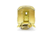 Load image into Gallery viewer, HO Brass Oriental Limited GN - Great Northern Heavyweight Coach #990-995