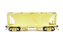 Load image into Gallery viewer, HO Brass Pecos River Brass Various Roads ACF 34' Covered Hopper Closed Side/Round Hatches Rebuilt