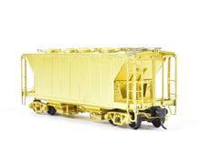 Load image into Gallery viewer, HO Brass Pecos River Brass Various Roads ACF 34' Covered Hopper Closed Side/Round Hatches Rebuilt