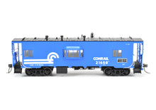 Load image into Gallery viewer, HO CON Tangent Scale Models CR - Conrail N7 Class Steel Bay Window Caboose 1977+ F/P No. 21658