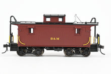 Load image into Gallery viewer, HO Brass Railworks B&M - Boston & Maine #104600 Wood Buggies Four Window Version w/Original Monitor Factory Painted