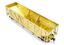 Load image into Gallery viewer, O Brass PSC - Precision Scale Co. N&W - Norfolk & Western 70-Ton Triple Bay Hopper