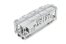 Load image into Gallery viewer, HO Brass Pecos River Brass UP - Union Pacific ACF 34' Covered Hopper Closed Sides/Square Hatches CP #12706