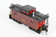 Load image into Gallery viewer, HO Brass Railworks B&M - Boston & Maine #104600 Wood Buggies Four Window Version w/Original Monitor Factory Painted