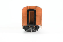 Load image into Gallery viewer, HO Brass Soho MILW - Milwaukee Road #5740 Mountain Series 14-Section Touralux Sleeper Custom Painted “Mt. Rainier”