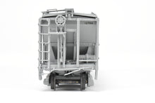 Load image into Gallery viewer, HO Brass Pecos River Brass UP - Union Pacific ACF 34' Covered Hopper Closed Sides/Square Hatches CP #12706