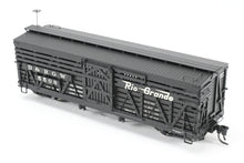 Load image into Gallery viewer, HOn3 Blackstone Models D&RGW - Denver & Rio Grande Western 30' Stock Car Flying Grande No. 5508