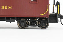 Load image into Gallery viewer, HO Brass Railworks B&M - Boston & Maine #104600 Wood Buggies Four Window Version w/Original Monitor Factory Painted