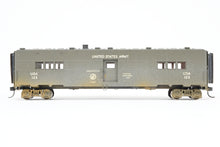 Load image into Gallery viewer, HO Brass Hallmark Models Various Roads Pullman Troop Sleeper C/P USA – United States Army