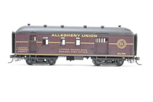 Load image into Gallery viewer, HO Brass OMI - Overland Models, Inc. SP/T&NO - Southern Pacific Lines or YV - Yosemite Valley and V&T Virginia & Truckee 40' Harriman RPO CP Private Road