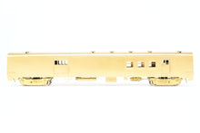 Load image into Gallery viewer, HO Brass Soho NYC - New York Central #5014 Mail Baggage Car