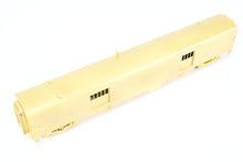 Load image into Gallery viewer, HO Brass A. W. Enterprises GN - Great Northern Streamlined Baggage Car #268-269 (End Door Version)