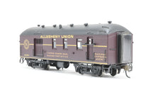 Load image into Gallery viewer, HO Brass OMI - Overland Models, Inc. SP/T&NO - Southern Pacific Lines or YV - Yosemite Valley and V&T Virginia & Truckee 40' Harriman RPO CP Private Road