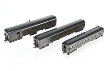 Load image into Gallery viewer, HO Brass CON Oriental Limited GN – Great Northern 1937 Empire Builder 10-Car Set Pro-Painted