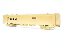 Load image into Gallery viewer, HO Brass Soho NYC - New York Central #5014 Mail Baggage Car