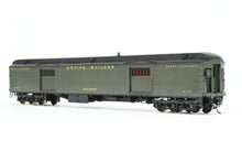 Load image into Gallery viewer, HO Brass Oriental Limited GN - Great Northern HW Baggage #413 Custom Painted REBOXX