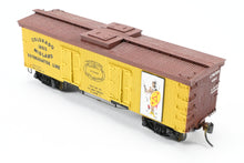 Load image into Gallery viewer, HO La Belle Woodworking CM – Colorado Midland 36’ Wood Sided Reefer Built and Painted