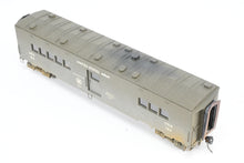 Load image into Gallery viewer, HO Brass Hallmark Models Various Roads Pullman Troop Sleeper C/P USA – United States Army