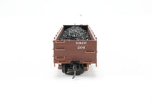 Load image into Gallery viewer, HOn3 Micro-Trains DB&W – Denver Boulder & Western 30’ Gondola MISSING ONE STEP