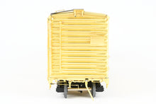 Load image into Gallery viewer, O Brass Proto:48 Protocraft C&NW - Chicago & Northwestern or CMO 1937 AAR Modified Boxcar w/Viking Roof and Youngstown 6' Door