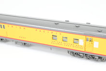 Load image into Gallery viewer, HO Brass CON TCY - The Coach Yard UP - Union Pacific and WAB - Wabash City of St. Louis 10-Car Set Train #9 Westbound FP
