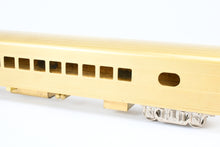 Load image into Gallery viewer, HO Brass Soho MILW - Milwaukee Road #480 Coach