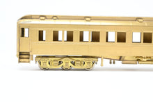 Load image into Gallery viewer, HO Brass Soho Various Roads Pullman 6 Compartment 3 Drawing Room No A/C WRONG BOX