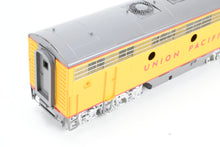 Load image into Gallery viewer, HO Brass Oriental Limited UP - Union Pacific EMD FP7A/F7B 1500 HP Phase II Set Factory Painted