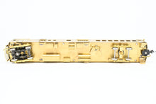 Load image into Gallery viewer, HO Brass Oriental Limited CB&Q - Burlington Route Gas Electric Self Propelled Rail Car REBOXX