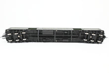 Load image into Gallery viewer, HO Brass Oriental Limited GN - Great Northern HW Baggage #413 Custom Painted REBOXX