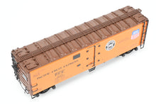 Load image into Gallery viewer, HO Brass CIL - Challenger Imports PFE - Pacific Fruit Express R-40-25 Refrigerator Car FP #2117