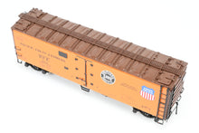 Load image into Gallery viewer, HO Brass CIL - Challenger Imports PFE - Pacific Fruit Express R-40-25 Refrigerator Car FP #2117