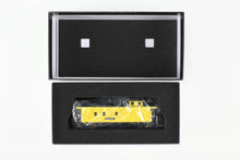 Load image into Gallery viewer, HO NEW Brass NBL - North Bank Line WP - Western Pacific Caboose #612 Recessed Ends FP Brown
