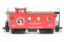 Load image into Gallery viewer, O Brass CON Beaver Creek Model Co. GN - Great Northern Wood Caboose FP #X337 "Collectors Edition"