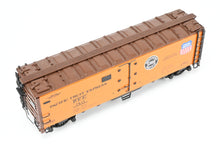 Load image into Gallery viewer, HO Brass CIL - Challenger Imports PFE - Pacific Fruit Express R-40-23 Steel Refrigerator Car FP #7811