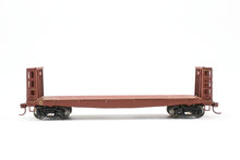 Load image into Gallery viewer, HO Brass U.S. Hobbies Various Roads Bulkhead Beveled Floor Pulpwood Flatcar Custom Painted NO BOX