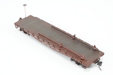 Load image into Gallery viewer, HO Brass OMI - Overland Models, Inc. UP - Union Pacific 40' Flat Car CP ATSF - Santa Fe